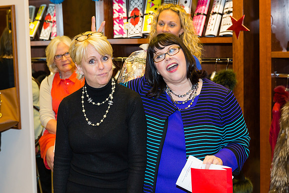 Peach Carr, Kathy Rezny