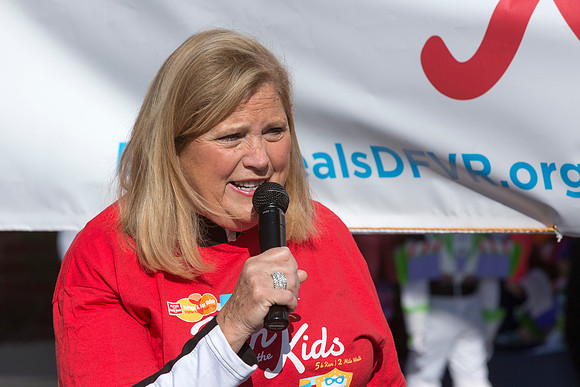 Patti Bellock Welcomes Run For The Kids Participants
