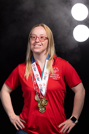 Alexis Winegard, Gymnastics