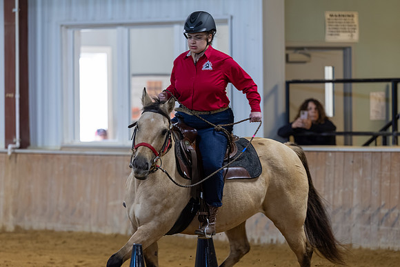 Olivia Cwynar riding Holly in Working Trails