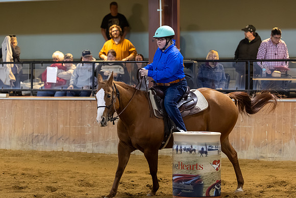 Kristina Wnuk riding Cookie in Barell Racing