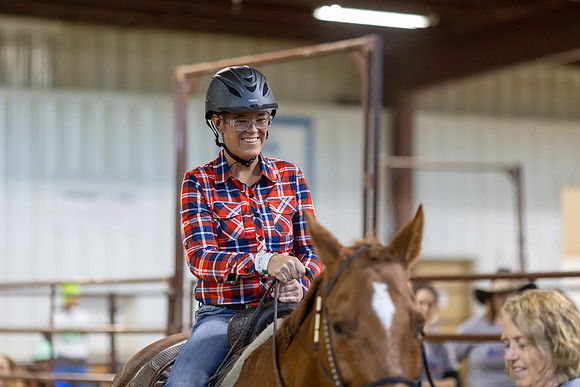Julie Sanders riding Sly in Barrel Racing