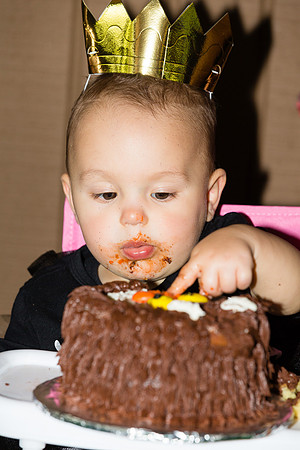 Penny and the Smash Cake