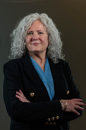 Dina Donohue-Chase