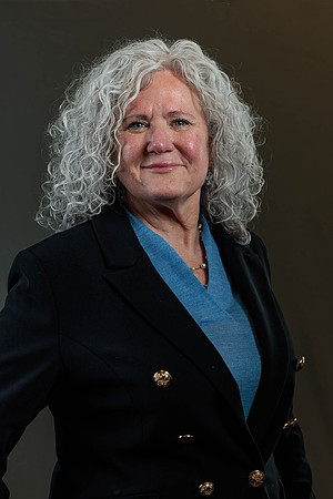 Dina Donohue-Chase