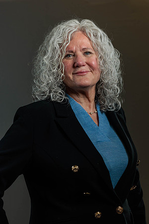 Dina Donohue-Chase