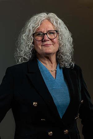 Dina Donohue-Chase