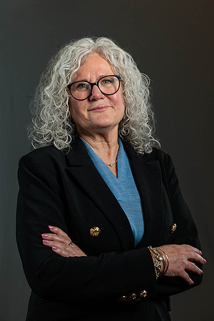 Dina Donohue-Chase